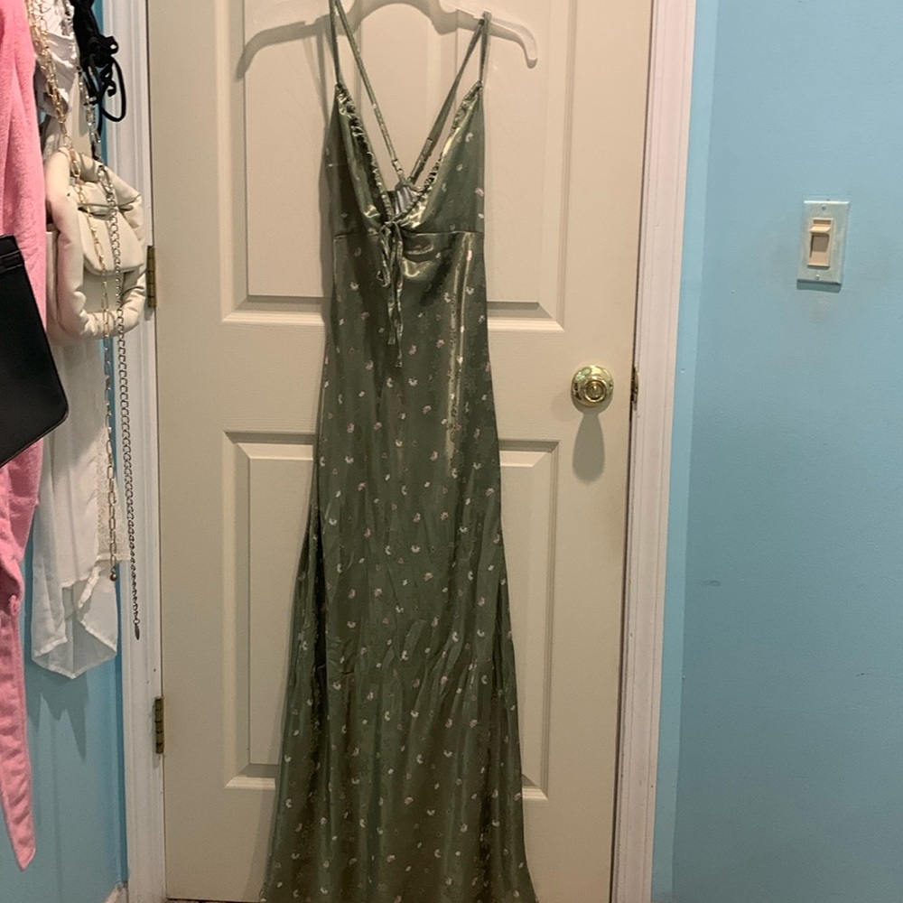XS Wild Fable Olive Floral satin maxi dress